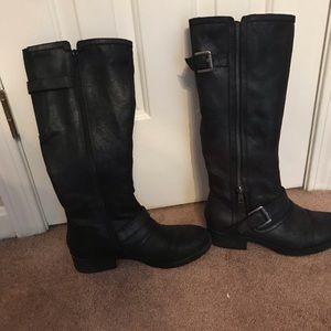 Bare traps black boots 9.5